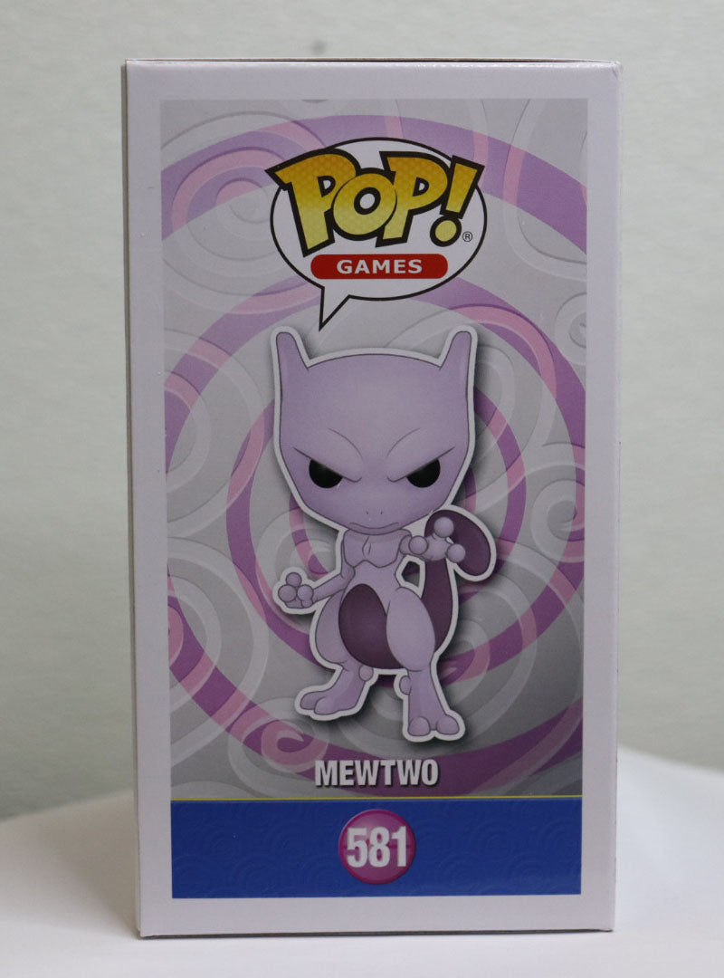Games - Flocked Mewtwo Shared Exclusive (Pokemon) Funko POP! #581